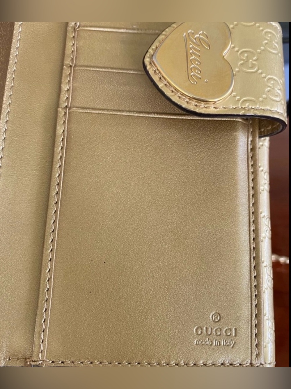 Auth GUCCI Gold Leather Wallet W/Chain, Heart Gg Yellow Leather Italy - Picture 11 of 12
